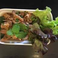 เมนูของร้าน บ้านส้มตำ สาทร