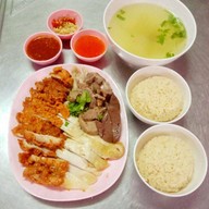 ข้าวมันไก่ตอนน้องออม