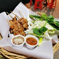หมูปลาร้าลูกสาวหล่า_บางแสน