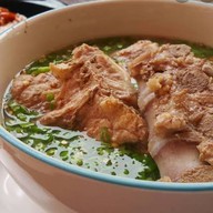 นายป้อมซุปเปอร์เล้ง บ้านฉาง