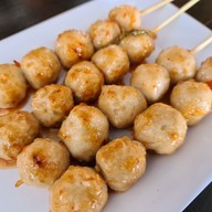 เมนูของร้าน ต. ก๋วยเตี๋ยวลูกชิ้นปลา