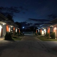 ทองธรา รีสอร์ท