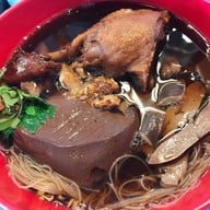 ปราณี ก๋วยเตี๋ยวเป็ด สาขา2 ตลาดเวิลด์มาร์เก็ต