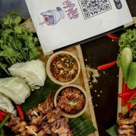 ตัวแม่หมูปลาร้า BYตำไก่ปลา