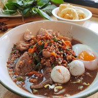 สะเหล่อ ก๋วยเตี๋ยวเรือ