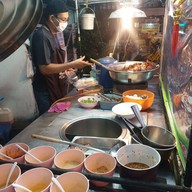 ข้าวขาหมูไปรษณีย์