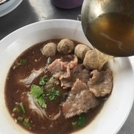 เมนูของร้าน ก๋วยเตี๋ยวยกซด By Godeng