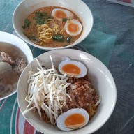 ร้านก๋วยเตี๋ยวพี่แฟรงค์ (ก๋วยเตี๋ยวหมูน้ำตก)