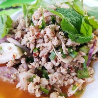 ร้านลาบหนองบัวลำภู คุณป๋อม