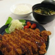 โคริอาหารไทยและญี่ปุ่น