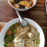 เย็นตาโฟ ฟ้าผ่า สิงห์บุรี