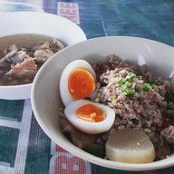 ร้านก๋วยเตี๋ยวพี่แฟรงค์ (ก๋วยเตี๋ยวหมูน้ำตก)