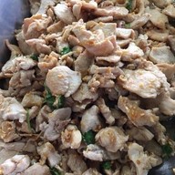 ร้านข้าวแกงแม่ต้อย”ร้อยหม้อ”
