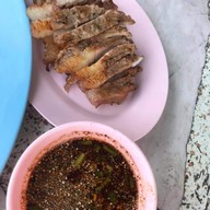 ร้านลาบหนองบัวลำภู คุณป๋อม