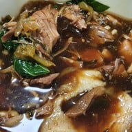 ข้าวขาหมูตาจุ๊บ ประชาราษฎร์บำเพ็ญ27