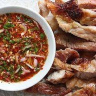 หมูย่างน้ำผึ้งเฮียนพ