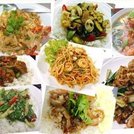 บ้านข้าวผัด