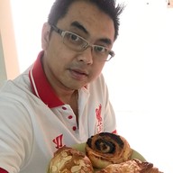 Nana Bakery สันติธรรม