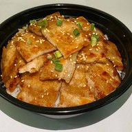 หอมเนย โคขุนกระทะร้อน พัทยา