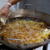 เมนูของร้าน หมูทอดเบรกแตก ตลาดลุงเพิ่ม