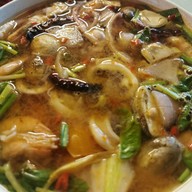 เมนูของร้าน ร้านข้าวคุณยาย ลาดกระบังหน้าตึกRNP (ติดกับ7-11)