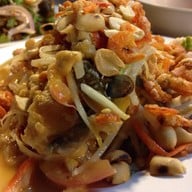 เมนูของร้าน ป.ปลาเผา บางแสน