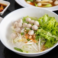 เมนูของร้าน โกเนี้ยว สาขาใกล้รพ.ปากน้ำโพ