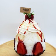 ส้มตำ ยำขนมจีน ก๋วยจั๊บญวน-คุณนายสะอาด ปทุมธานี