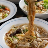 เมนูของร้าน โกเนี้ยว สาขาใกล้รพ.ปากน้ำโพ