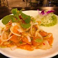 เมนูของร้าน ห้องอาหารเกษมสมัย ศรีราชา