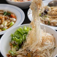 เมนูของร้าน โกเนี้ยว สาขาใกล้รพ.ปากน้ำโพ