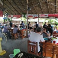 ญ.หญิงปรางค์เตี๋ยวเรือ15บ.