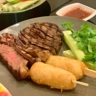 เมนูของร้าน ห้องทานข้าวสุพรรณิการ์ ทองหล่อ ทองหล่อ