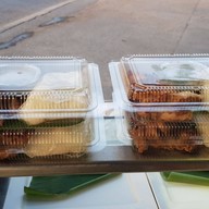 หมูย่างน้ำผึ้งเฮียนพ