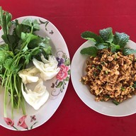 ร้านลาบเมืองเหนือ ตลาดสินทรัพย์ 17 คลองน้ำหู