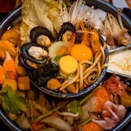 ตี๋น้อย สุกี้ ปิ้งย่าง ร่มเกล้า