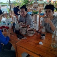 ญ.หญิงปรางค์เตี๋ยวเรือ15บ.