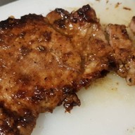 หมูย่างน้ำผึ้งเฮียนพ