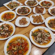 แซ่บโพดด ยำเครื่องแน่น เมืองทองธานี (มีอาหารด้วยค่ะ)