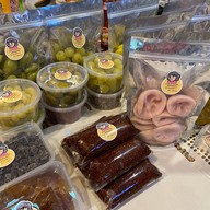 สามใบเถา ผลไม้แช่อิ่ม วิหารหลวงพ่อพระมงคลบ่พิตร