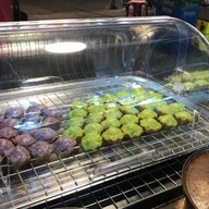 กานดาขนมครกสิงคโปร์ & กานดาขนมไทย ตลาดบ้านฟ้าเลอมาร์เช่