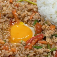 อาหารตามสั่ง แสนอร่อย ก๋วยเตี๋ยวไก่ตุ๋นมะระ สาขารถไฟฟ้า BTS วุฒากาส-