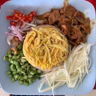 ศรีชลเกาเหลาเลือดหมู