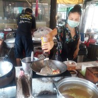 บรรยากาศ ครัว นะ RCA (ครัวก.ไก่)