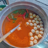 ขนมจีนป้าพรลานโพธิ์เจ้าเก่า