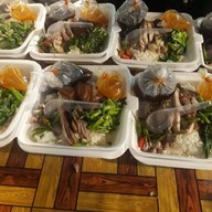 บรรยากาศ ครัว นะ RCA (ครัวก.ไก่)