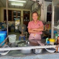 ก๋วยเตี๋ยวโฮเด้ง-โกเด้ง หน้าโรงพยาบาลกระทุ่มแบน