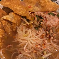 เมนูของร้าน ก๋วยเตี๋ยวใจป้ำ ต้มยำหมูเด้งรสจัดจ้าน ย่านนครชัยศรี