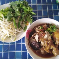 เตี๋ยวไก่ชุติกาญจน์