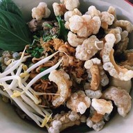 เตี๋ยวเรือหนองยายรัก(ไม่ปรุงพริกในชาม)